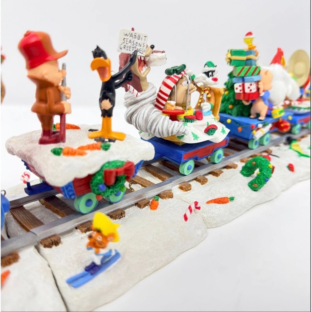 Looney Tunes Train Set Vintage Danbury Christmas Express Boxed - Picture 2 of 6